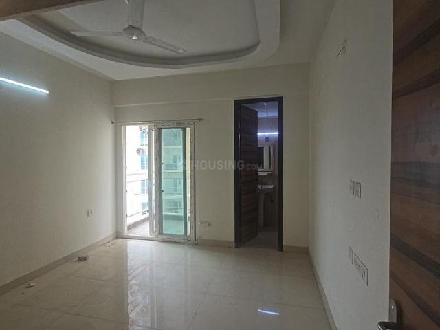 3 BHK Apartment in Sector 150 for rent Noida. The reference number is 21289939
