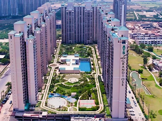 3 BHK Apartment in Sector 150 for rent Noida. The reference number is 21318566
