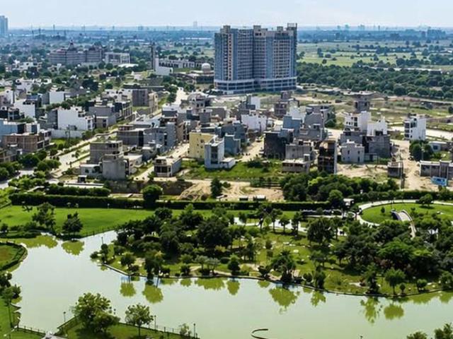 3 BHK Apartment in Sector 150 for resale Noida. The reference number is 20472561
