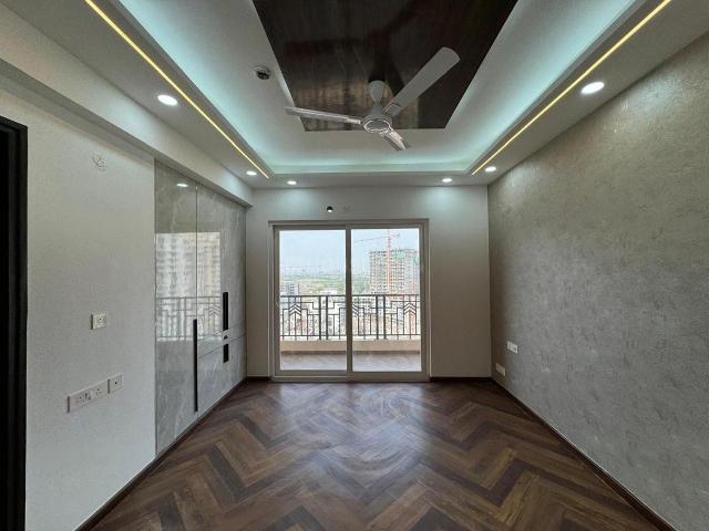 3 BHK Apartment in Sector 150 for resale Noida. The reference number is 21117028