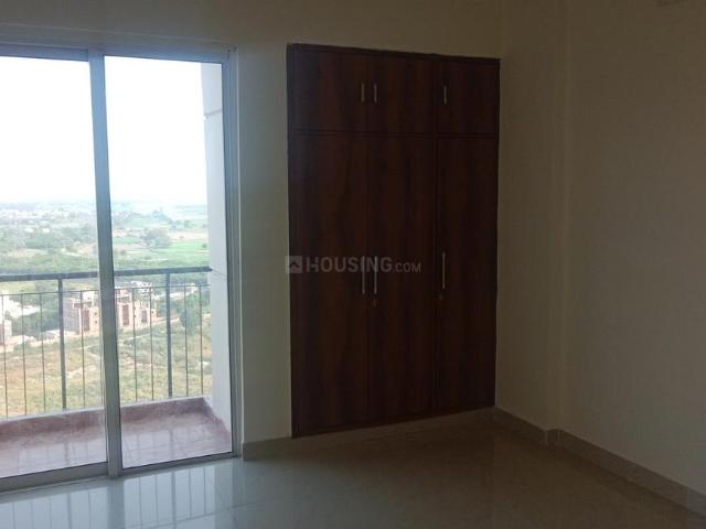 3 BHK Apartment in Sector 151 for rent Noida. The reference number is 20464398