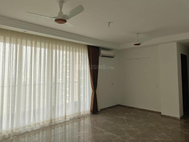 3 BHK Apartment in Sector 152 for rent Noida. The reference number is 19900676