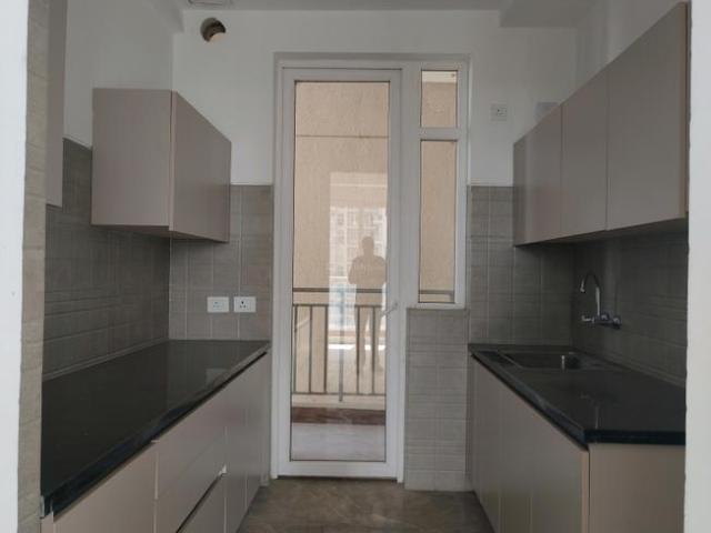 3 BHK Apartment in Sector 152 for rent Noida. The reference number is 21248117