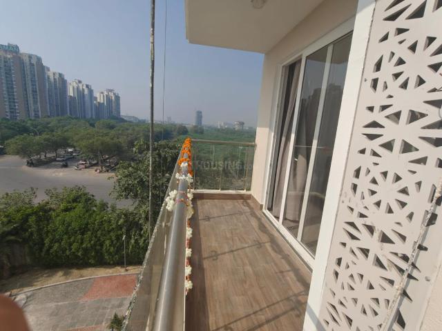 3 BHK Apartment in Sector 152 for resale Noida. The reference number is 18775228