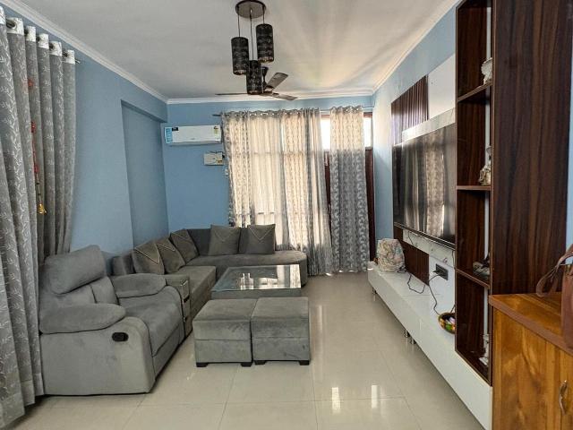 3 BHK Apartment in Sector 15 for rent Bhiwadi. The reference number is 20499922