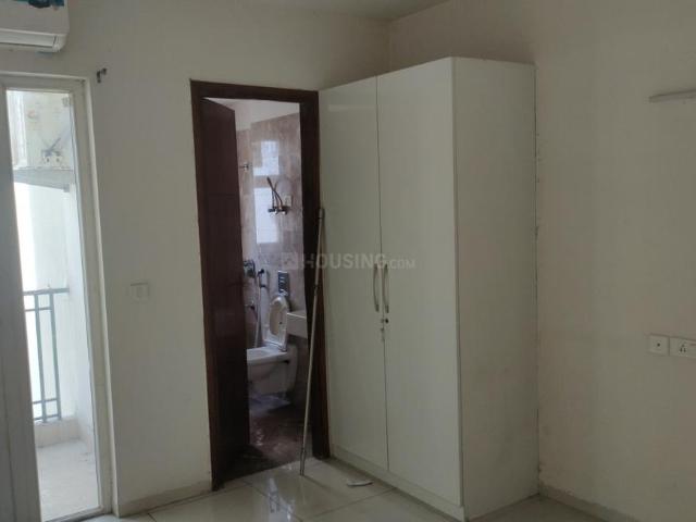 3 BHK Apartment in Sector 168 for rent Noida. The reference number is 19807169