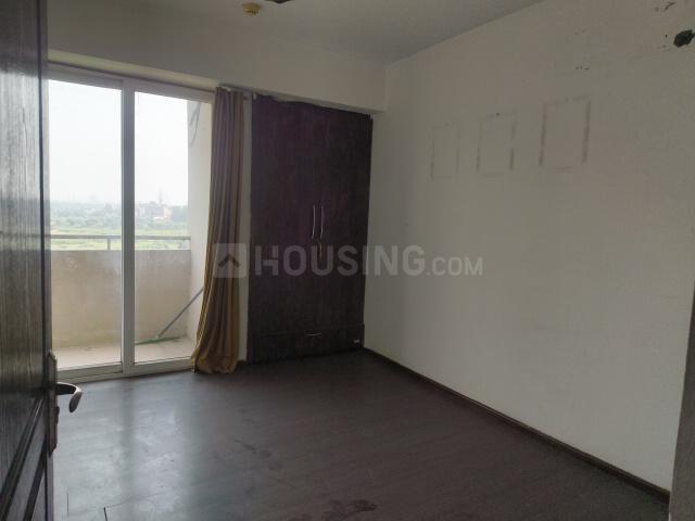 3 BHK Apartment in Sector 168 for rent Noida. The reference number is 21368837