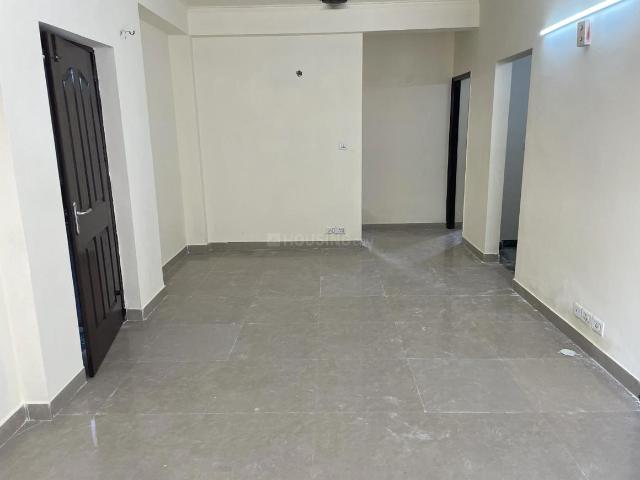 3 BHK Apartment in Sector 16 for rent Bhiwadi. The reference number is 21078544