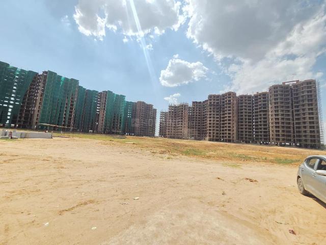 3 BHK Apartment in Sector 16 for resale Bhiwadi. The reference number is 19953603
