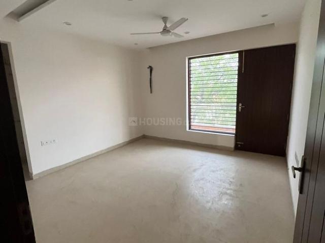 3 BHK Apartment in Sector 17 for rent Faridabad. The reference number is 11911132