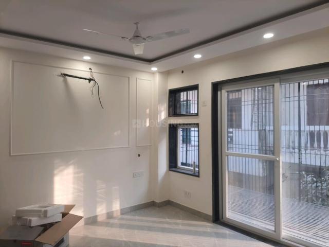 3 BHK Apartment in Sector 18 Dwarka for rent New Delhi. The reference number is 19439433