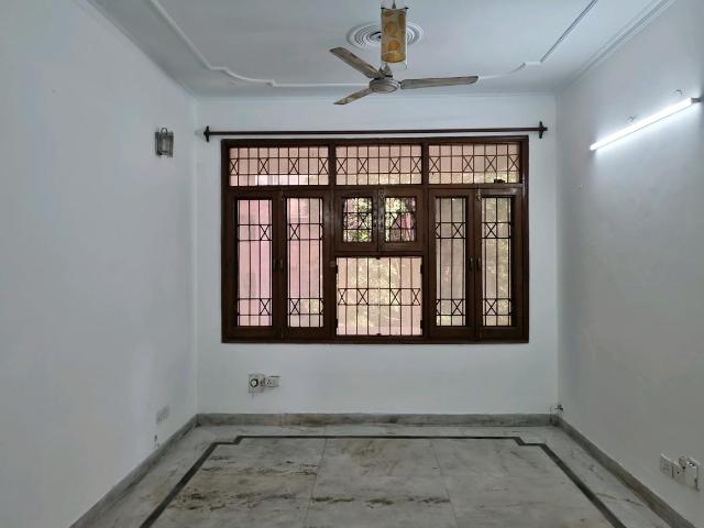 3 BHK Apartment in Sector 18 Dwarka for rent New Delhi. The reference number is 19338769