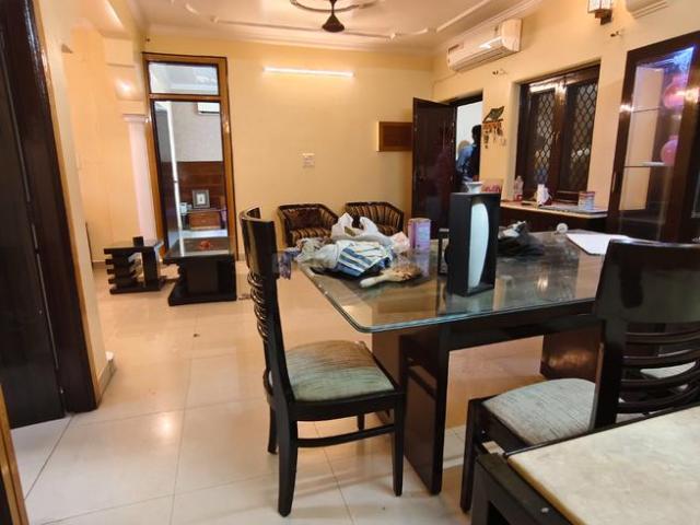 3 BHK Apartment in Sector 18 Dwarka for rent New Delhi. The reference number is 20763025