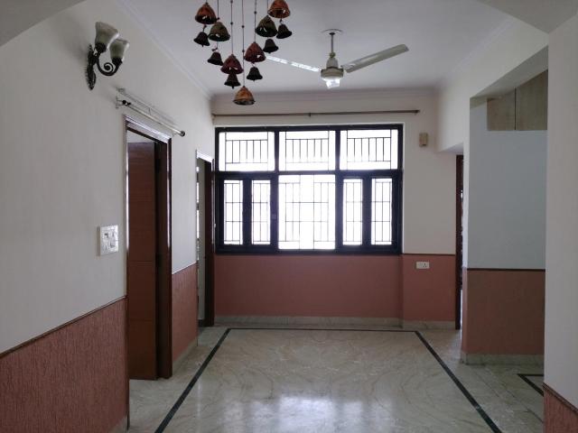 3 BHK Apartment in Sector 18 Dwarka for rent New Delhi. The reference number is 20929211
