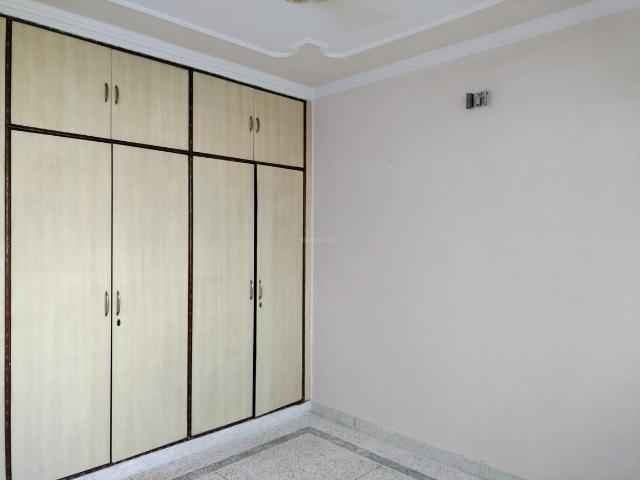 3 BHK Apartment in Sector 18 Dwarka for rent New Delhi. The reference number is 20965399