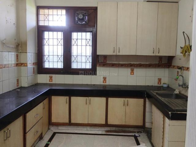 3 BHK Apartment in Sector 18 Dwarka for rent New Delhi. The reference number is 20969960