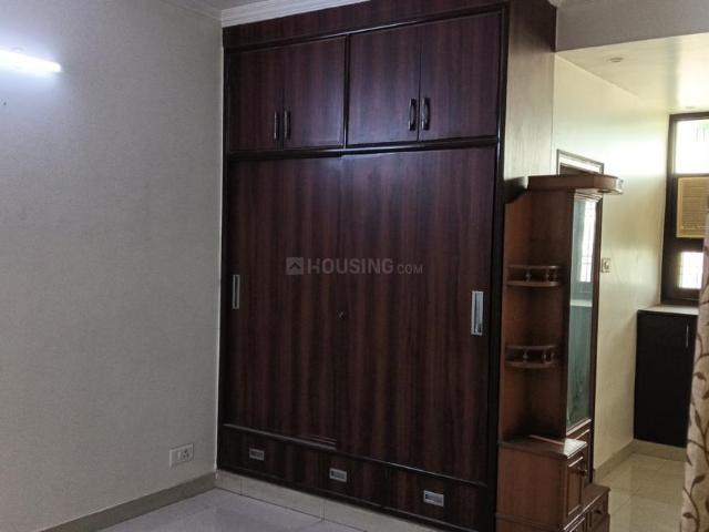 3 BHK Apartment in Sector 18 Dwarka for rent New Delhi. The reference number is 20374814