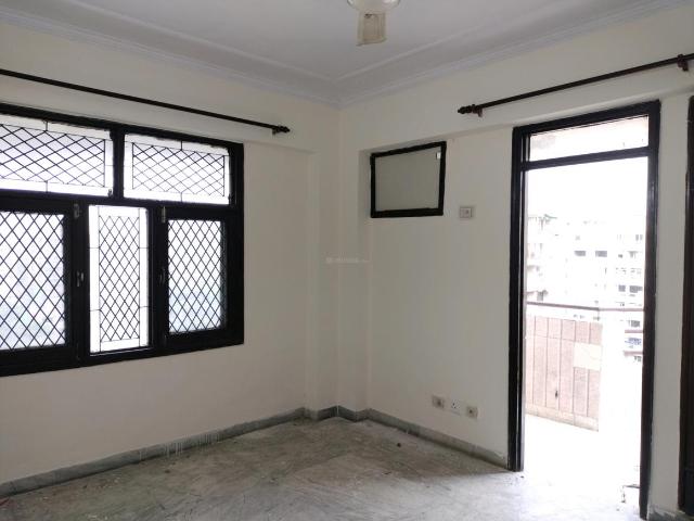 3 BHK Apartment in Sector 18 Dwarka for rent New Delhi. The reference number is 21044306