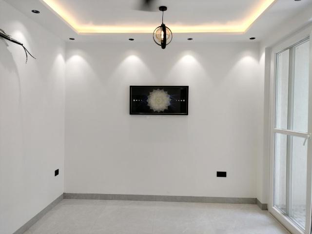 3 BHK Apartment in Sector 18 Dwarka for resale New Delhi. The reference number is 19033633