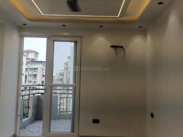 3 BHK Apartment in Sector 18 Dwarka for resale New Delhi. The reference number is 19842901