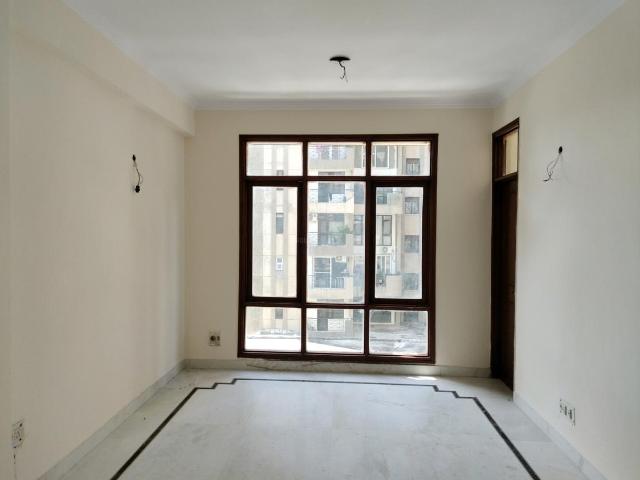 3 BHK Apartment in Sector 18 Dwarka for resale New Delhi. The reference number is 19877474