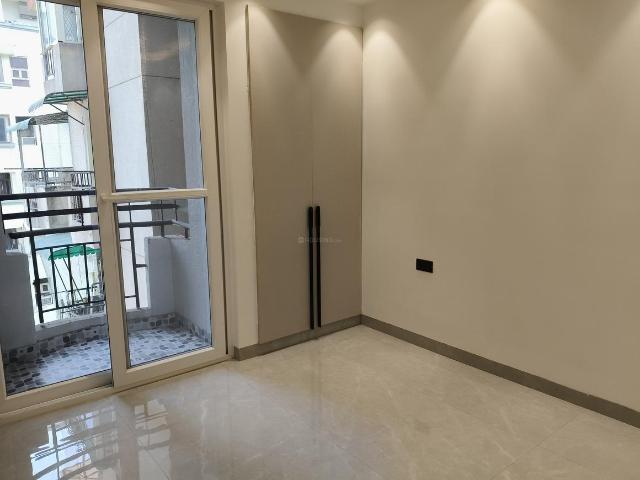 3 BHK Apartment in Sector 18 Dwarka for resale New Delhi. The reference number is 20082151