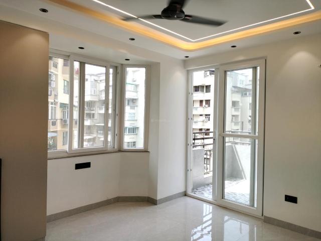3 BHK Apartment in Sector 18 Dwarka for resale New Delhi. The reference number is 20413561
