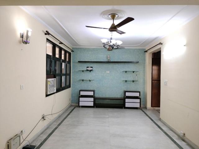 3 BHK Apartment in Sector 18 Dwarka for resale New Delhi. The reference number is 20413667