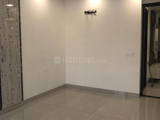 3 BHK Apartment in Sector 18 Dwarka for resale New Delhi. The reference number is 20546406
