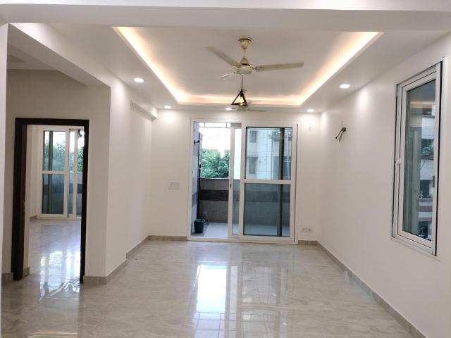 3 BHK Apartment in Sector 18 Dwarka for resale New Delhi. The reference number is 21238825