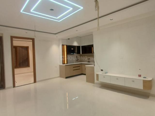 3 BHK Apartment in Sector 18 for resale Gurgaon. The reference number is 20757256