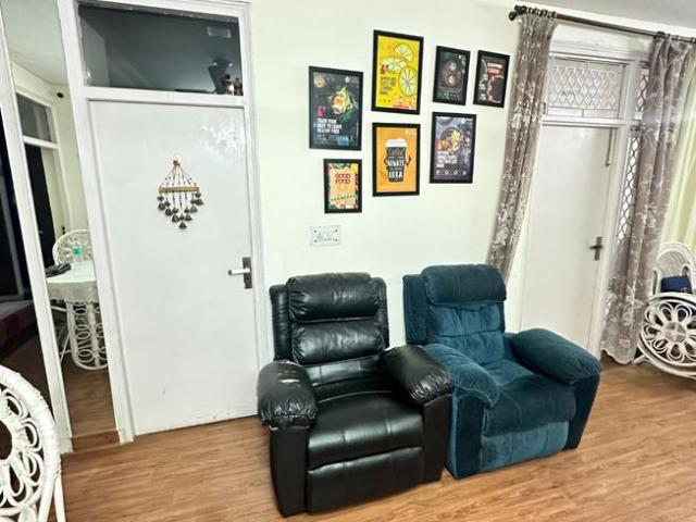 3 BHK Apartment in Sector 19 Dwarka for rent New Delhi. The reference number is 19092811