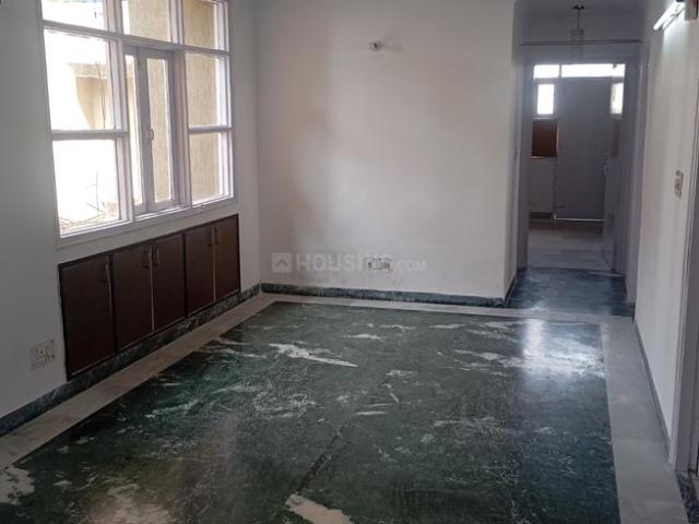 3 BHK Apartment in Sector 19 Dwarka for rent New Delhi. The reference number is 21179342