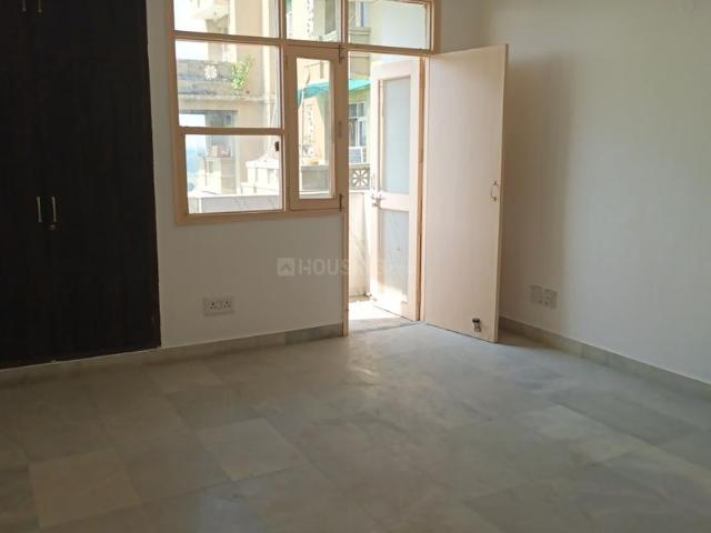 3 BHK Apartment in Sector 19 Dwarka for rent New Delhi. The reference number is 21341818