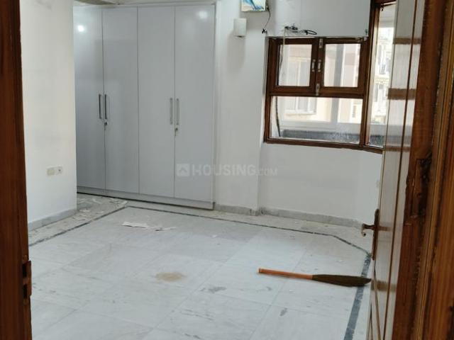 3 BHK Apartment in Sector 19 Dwarka for rent New Delhi. The reference number is 21358750