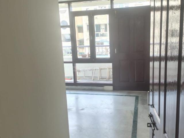 3 BHK Apartment in Sector 19 Dwarka for resale New Delhi. The reference number is 21028097