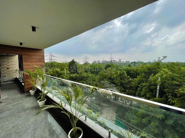 3 BHK Apartment in Sector 103 for resale Gurgaon. The reference number is 13951447