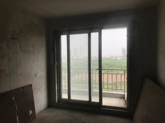 3 BHK Apartment in Sector 103 for resale Gurgaon. The reference number is 8606013