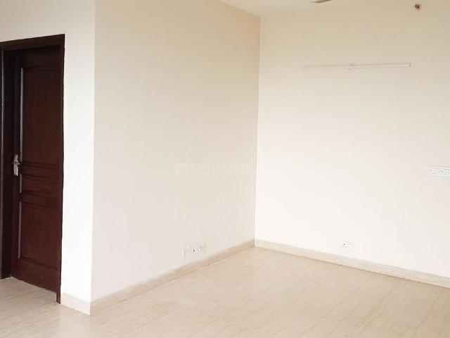 3 BHK Apartment in Sector 100 for resale Noida. The reference number is 20352636
