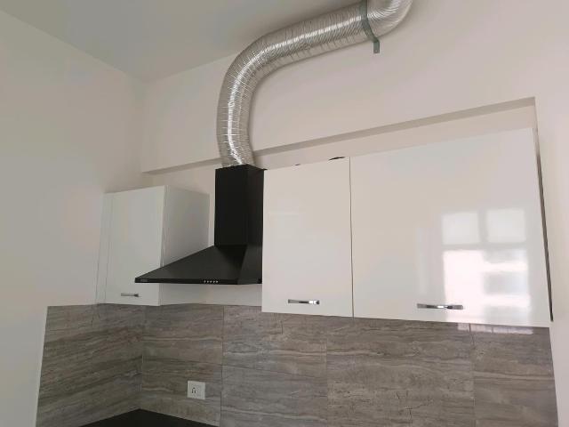 3 BHK Apartment in Sector 102 for rent Gurgaon. The reference number is 15869005