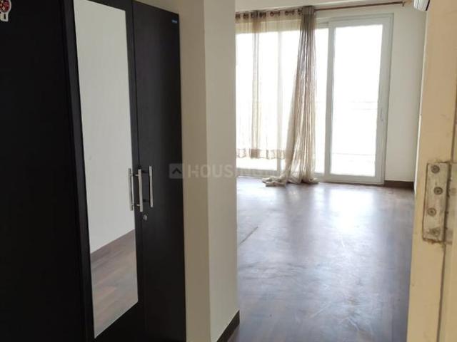 3 BHK Apartment in Sector 102 for rent Gurgaon. The reference number is 11030829