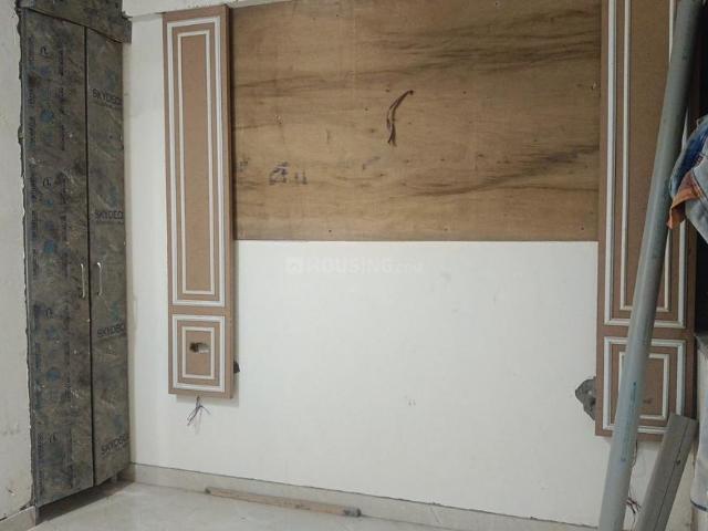 3 BHK Apartment in Sector 102 for resale Noida. The reference number is 19803645