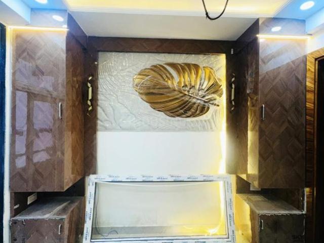 3 BHK Apartment in Sector 102 for resale Noida. The reference number is 20323988