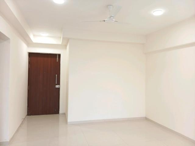3 BHK Apartment in Sector 102 for resale Gurgaon. The reference number is 18378082