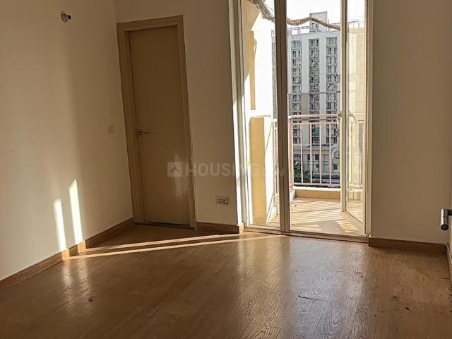 3 BHK Apartment in Sector 102 for resale Gurgaon. The reference number is 19445380