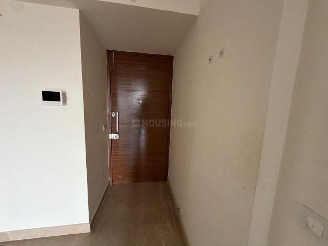 3 BHK Apartment in Sector 102 for resale Gurgaon. The reference number is 21175543
