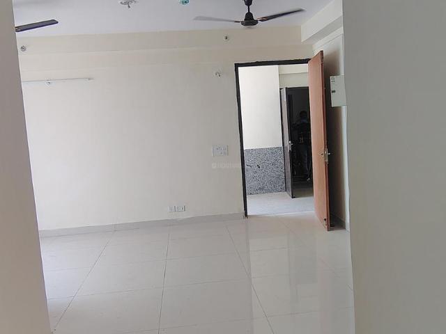 3 BHK Apartment in Sector 107 for rent Noida. The reference number is 19027627