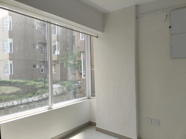 3 BHK Apartment in Sector 107 for rent Noida. The reference number is 19291794