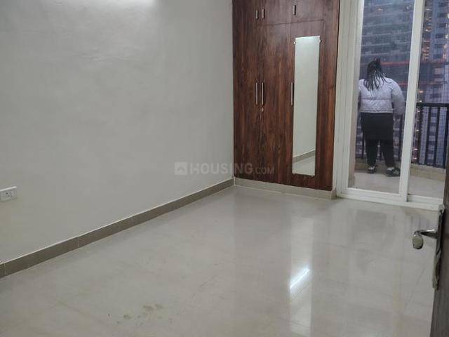 3 BHK Apartment in Sector 107 for rent Noida. The reference number is 19315314