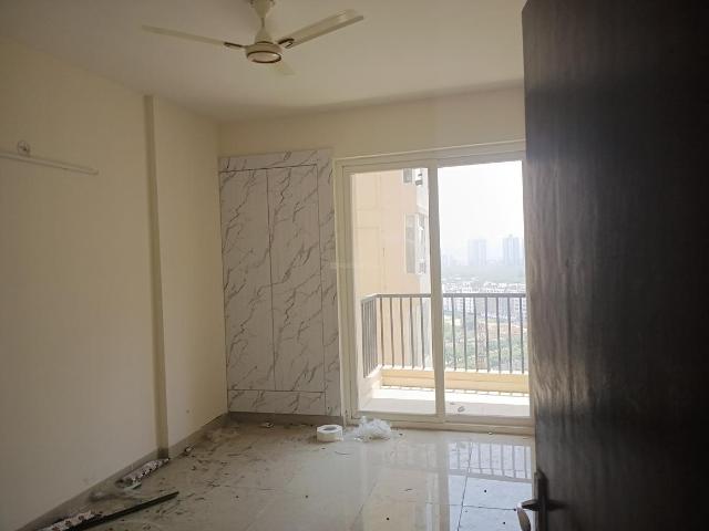 3 BHK Apartment in Sector 107 for rent Noida. The reference number is 20126414